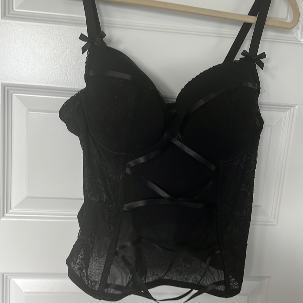 Black lace adore me size 42c